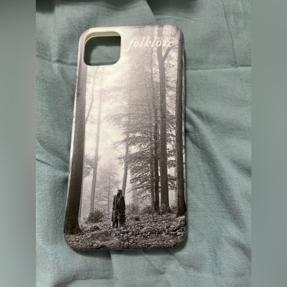 Taylor Swift phone case